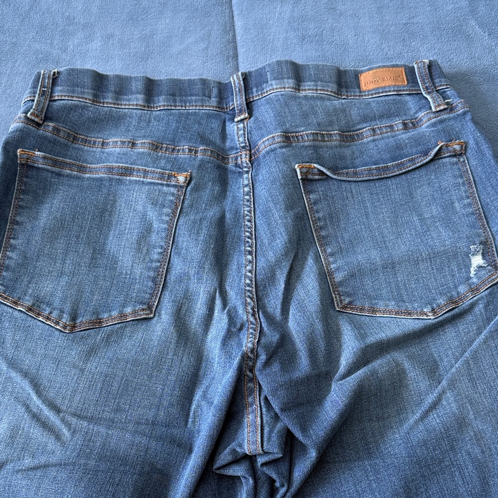 Judy Blue Pull-on Jeans - Picture 6 of 7